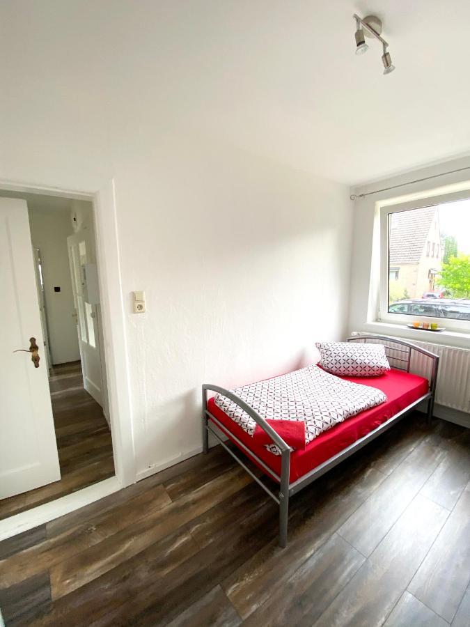 Ruhige 3-Zimmerwohnung Im Norden Bremens Fuer Monteure Und Geschaeftsreisende Ngoại thất bức ảnh