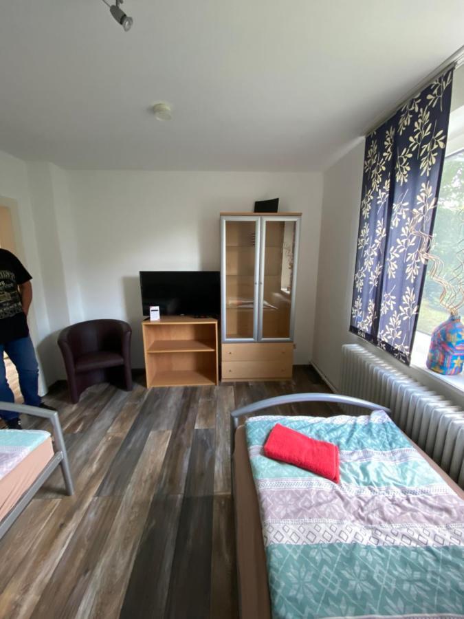 Ruhige 3-Zimmerwohnung Im Norden Bremens Fuer Monteure Und Geschaeftsreisende Ngoại thất bức ảnh